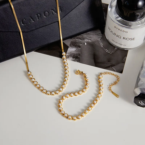 Collier chaîne à lames en acier inoxydable 304 plaqué or 18 carats de style classique pour femmes avec chaîne combinée pour un usage quotidien - Product Image 4