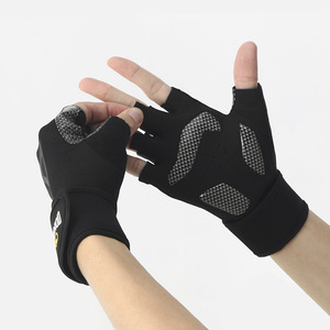 Nuevos Guantes de Gimnasio Gounod de Medio Dedo con Palma de PU Gruesa Antideslizante y Paño de Microfibra Absorbente, Respaldo de Malla Transpirable de Poliéster - Product Image 2