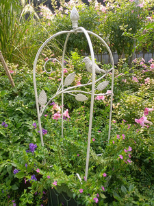 Treillis pliant en <span class=keywords><strong>fer</strong></span> <span class=keywords><strong>forgé</strong></span> de style français <span class=keywords><strong>pour</strong></span> la décoration des cours et balcons de villas, <span class=keywords><strong>support</strong></span> de fleurs <span class=keywords><strong>pour</strong></span> jardinage extérieur - Product Image 4