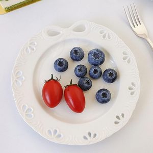 Nœud papillon exquis assiettes en céramique évidées vaisselle vintage <span class=keywords><strong>assiette</strong></span> à plat de nourriture durable ensemble mariages Dessert décoratif - Product Image 6