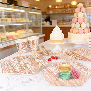 Assiettes <span class=keywords><strong>en</strong></span> papier biodégradables compostables bon marché <span class=keywords><strong>en</strong></span> <span class=keywords><strong>gros</strong></span>, assiettes jetables personnalisées pour fête d'Halloween, assiette <span class=keywords><strong>en</strong></span> papier dorée - Product Image 6