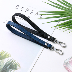 Correa <span class=keywords><strong>de</strong></span> mano corta <span class=keywords><strong>de</strong></span> cuero PU al por mayor para llavero, bolso <span class=keywords><strong>de</strong></span> mujer, correa suave para cartera - Product Image 6