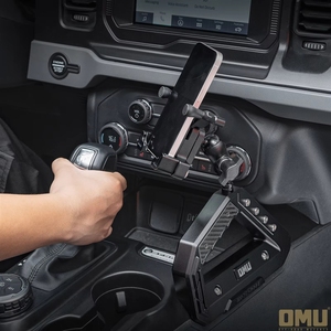 Poignée de console centrale OMU de haute qualité et durable pour Bronco (2021-<span class=keywords><strong>2023</strong></span>) en aluminium/fibre de carbone, support de téléphone facile à installer - Product Image 5