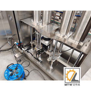 Machine de remplissage automatique MTW pour bouteilles de 1 à 25 litres, huile de cuisson à base de palmier, huile de camélia, huile de noix de coco, huile végétale, piston servo - Product Image 2