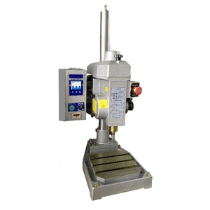 เครื่องต๊าปเกลียวอัตโนมัติแบบแนวตั้งชนิดเฟือง  ขายดีจากโรงงานโดยตรง - Product Image 1