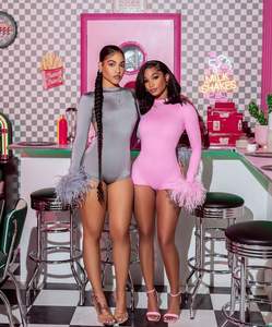 Tuta Intera Sexy Elasticizzata con Piume e <span class=keywords><strong>Maniche</strong></span> <span class=keywords><strong>Lunghe</strong></span> per San Valentino, <span class=keywords><strong>Jumpsuit</strong></span> Corto da <span class=keywords><strong>Donna</strong></span> - Product Image 3