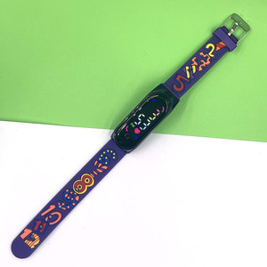 Reloj Electrónico Digital LED con Pantalla Táctil, Diseño de Dibujos Animados, Resistente al Agua, Directo de Fábrica, para Hombres, Mujeres, Estudiantes y Niños - Product Image 4