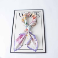 Écharpe de luxe en soie de mûrier 100 % pour femme, motif floral cachemire, carrée 90 cm, foulard en soie imprimé tendance pour femme, ODM