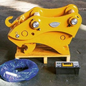 Soosan-SB06 Enganche Rápido para Excavadoras de 9-19 Toneladas Diseñado para Aireación de Superficies de Suelo, Industrias de Construcción y Minería, Marca SOOSAN - Product Image 1