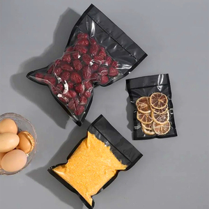Sacchetti in Alluminio AL07 con Chiusura a Zip Personalizzati per Confezionamento Alimentare, Cubi di Carne Secca Sottovuoto - Product Image 6