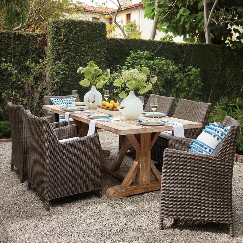 Outdoor garden rattan dining table and chairs set furniture sale
