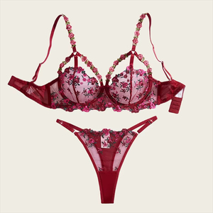 Set di Lingerie Floreale, Bellissima Biancheria Intima Femminile, Set <span class=keywords><strong>Reggiseno</strong></span> di Lusso Ricamato, Biancheria Intima Romantica in Rete <span class=keywords><strong>Bordeaux</strong></span> Trasparente - Product Image 1