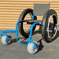 Fauteuil roulant tout-terrain KSW7 durable avec grandes roues à crampons pour la plage, le parc et la forêt
