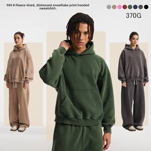 ARTIE Vêtements pour Hommes |   Nouveau Sweat à Capuche Ample et Court en Molleton Doublé avec Poches, Effet Vieilli, Collection Automne-Hiver 2025 - Product Image 3