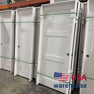 Puertas Interiores Sólidas Preensambladas de Losa de Madera MDF Estilo Shaker Blancas en Stock en EE. UU. para Casas - Product Image 1