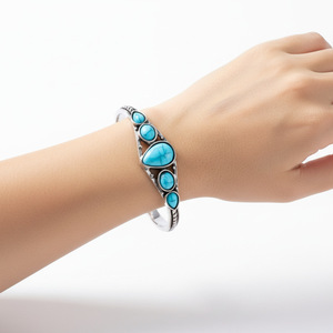 Bracelet manchette rétro pour femme, en argent tibétain, avec incrustation carrée en fausse turquoise en forme de goutte, bijou cadeau - Product Image 2