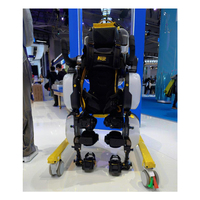 Équipement de réadaptation piétonnière de robot d'exosquelette d'entraînement de démarche réglable pour reconstituer le marcheur de capacité de marche