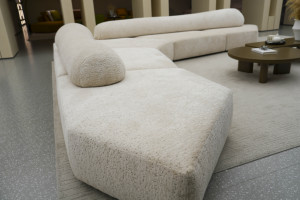 Ensemble modulaire moderne italien Rock, design carré, inspiré de la pierre, capitonné, inclinable, rembourré, avec coussinets de densité, pour villa de luxe - Product Image 3