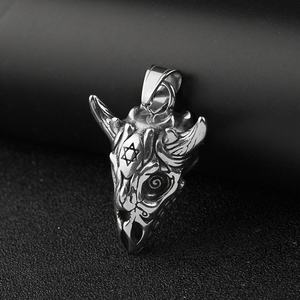 Collar con Colgante de Cabeza de Toro, Estilo Punk Vikingo Gótico, de Acero Inoxidable para Hombre, Venta al Por Mayor de Fábrica - Product Image 3