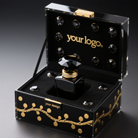 Emballage de parfum doublé de velours de luxe personnalisé boîte de parfum magnétique haut de gamme en or noir et acrylique gravé de diamants