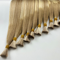Cheveux humains russes bruts haut de gamme avec texture européenne, extensions blondes glacées, choix professionnel pour les tresseurs de luxe
