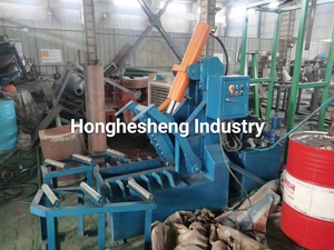 Truck <strong>Tire</strong> Recycling <strong>Machine</strong> / Used <strong>Tire</strong> Cutter/<strong>Whole</strong> <strong>Tire</strong> <strong>Cutting</strong> Into Pieces