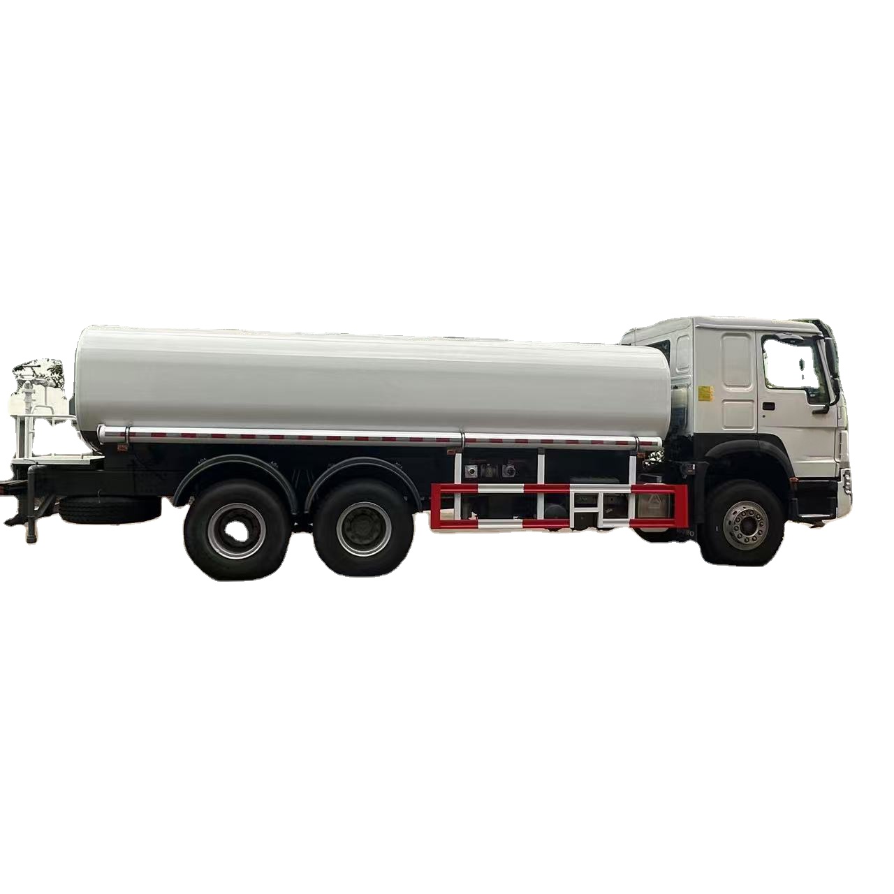 Factory Direct Supply Sinotruck Howo Fuel Tanker Truck 6x4 200000l Fuel Tanker Truck Tanzania
