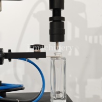 Machine de remplissage de parfum 50 ml, système d'embouteillage de jus aromatisé naturel Pacific Cooler, petite machine de remplissage de liquides
