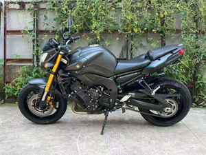 <span class=keywords><strong>Yamaha</strong></span> <span class=keywords><strong>FZ8N</strong></span> - Luz Trasera LED y Consola Digital, Motocicleta Deportiva Estándar de 779cc DOHC - Product Image 4