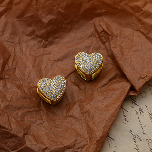 Heart Shaped <b>Cuff</b> <b>Earrings</b> Gold Micro Insert Crystal <b>Ear</b> <b>Cuffs</b> For Women Party Fashion Jewelry Titanium Steel Design - Product Image 3
