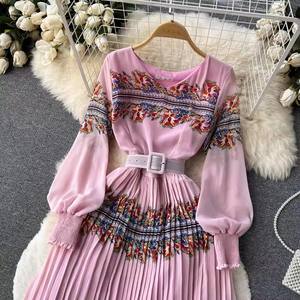 Jupe longue <span class=keywords><strong>taille</strong></span> unique de style ethnique bohème avec col en V plissé et robe de vacances à la <span class=keywords><strong>taille</strong></span> haute - Product Image 3