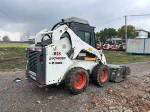 ترس توجيه صغير مستعمل <span class=keywords><strong>Bobcat</strong></span> S18 الأصلي مع ساعات منخفضة بحالة جيدة - Product Image 3