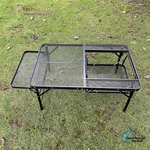 Mesa de malla para acampar al aire libre con bandeja de almacenamiento lateral y diseño plegable para uso en barbacoas - Product Image 6