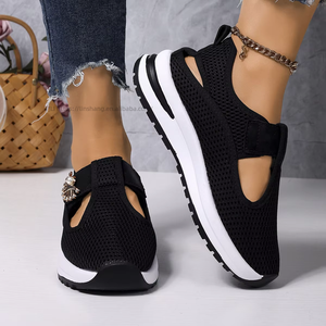 Women Autumn Magic Tape Thick Sole Breathable <b>Closed</b>-<b>Toe</b> <b>Sandals</b> Comfortable Sports Style <b>Sandals</b> - Product Image 2