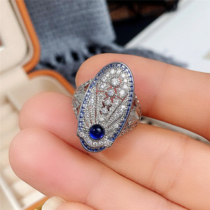 Anillo de cóctel de platino para mujer, diseño geométrico, zafiro, diamante, corte brillante redondo, engaste pavé, joyería fina para boda F1309 - Product Image 4