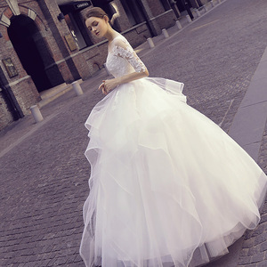 White Ball Gown Wedding Dress Sweetheart Neckline Tulle Empire Waist Floor Length Long Sleeve Bridal Dress - Product Image 3