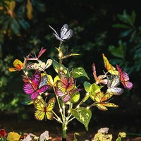 Lampes solaires papillon réalistes pour jardin, lampes LED décoratives en forme de fleur pour patio, allée, décoration de cimetière