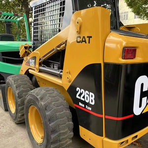 Chargeur sur pneus CAT 226B d'occasion bon marché en bon état - Product Image 1