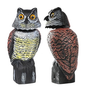Señuelo de búho de plástico para exteriores, escultura de espantapájaros de aves con cabeza giratoria de 360 grados para Patio y jardín - Product Image 1