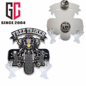 ダークメタルエナメルピンバッジで12年の工場カスタムグロー - Product Image 5