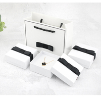 Boîtes d'emballage blanches pour bijoux, nœud papillon noir, bague, collier, Bracelet, boucles d'oreilles, Offre Spéciale