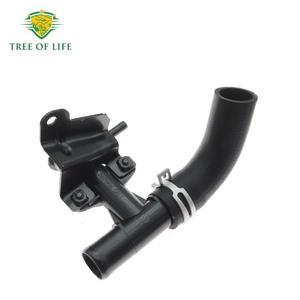 Manguera de refrigerante Tree Of Life 21418-1HK3A para tubo de motor Nissan Versa con soporte - Product Image 1