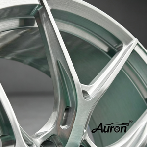 Jante en alliage d'aluminium Auron 5.5x17 polie, multi-rayons, monobloc moulé pour la mise à niveau des voitures particulières - Product Image 2