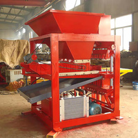 Machine automatique de fabrication de briques en terre cuite emboîtables, machine à mouler et à presser les blocs de terre compressible
