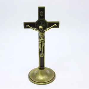 Cruz Católica Religiosa, Crucifijo de Metal Plateado Antiguo, Adornos Artesanales, Decoración para Acción de Gracias - Product Image 1