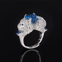 2024 diamant à haute teneur en carbone simulé émeraude 10*12mm léopard anneaux bijoux de mode pour les mariages et fiançailles des femmes