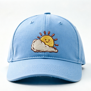 Gorra de béisbol bordada con la frase “Good Weather, Good Mood”, gorra de seis paneles con hebilla metálica ajustable, gorra unisex de algodón suave - Product Image 1