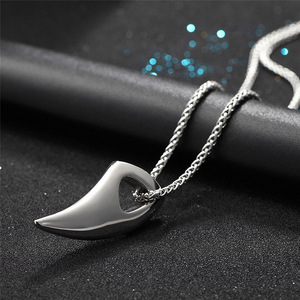 Uomini Gioielli Hip Hop Della <span class=keywords><strong>Collana</strong></span> del <span class=keywords><strong>Lupo</strong></span> Tiger Orso Artiglio Dente del pendente della <span class=keywords><strong>collana</strong></span> - Product Image 6