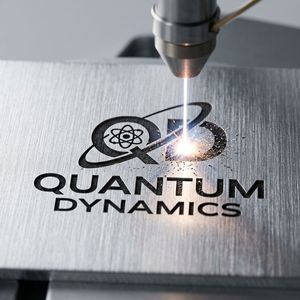 Fabrication de panneaux décoratifs en tôle découpée et gravée au laser sur mesure - Product Image 6