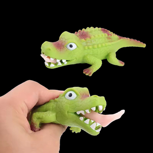 Jouet à presser en PU effet crocodile et requin, vente en gros OEM, pour filles et garçons, jouet promotionnel avec logo personnalisé - Product Image 6